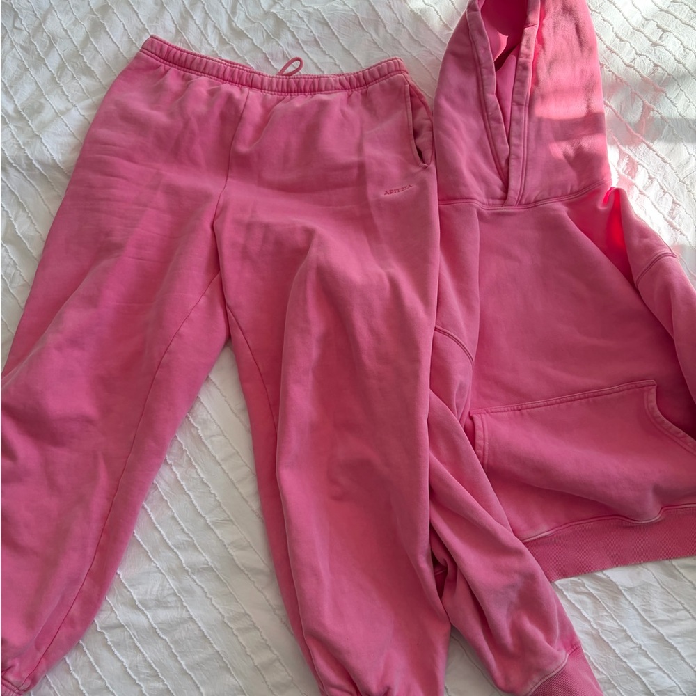 Aritzia Sun washed pink set